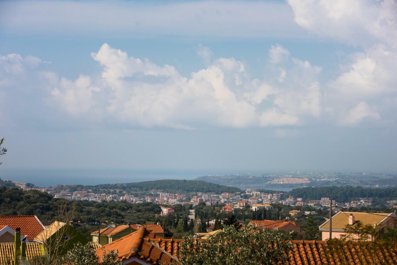 Sofia'S Apartments Razata Екстер'єр фото